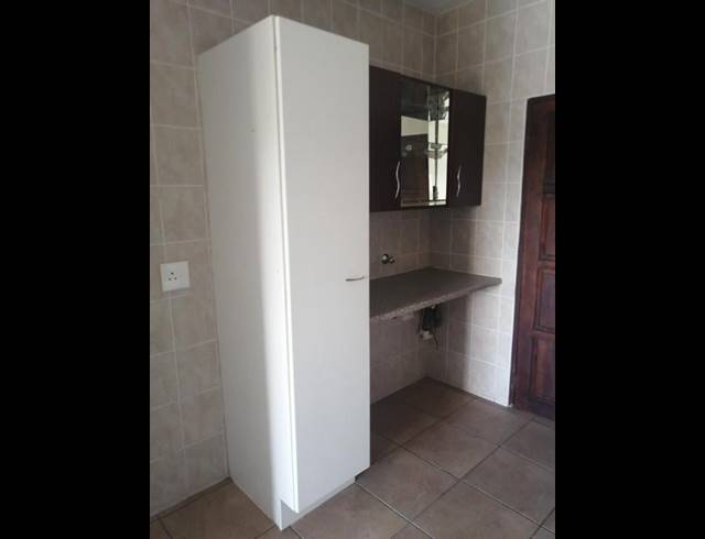 2 BEDROOM PROPERTY TO RENT IN SUGAR BUSH ESTATE